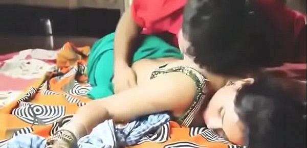  Hot sexy bhabhi romance desy sexy mallu aunty videos India sex video sexy video hot